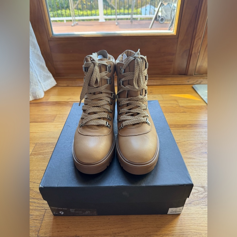 J.Crew Lightweight Leather Nordic Hiker Boot Light Caramel Size 9 NWT